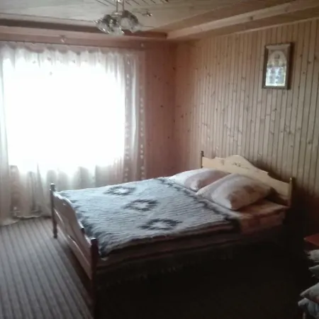 На Беріжку Guest House Mykulychyn Exterior photo