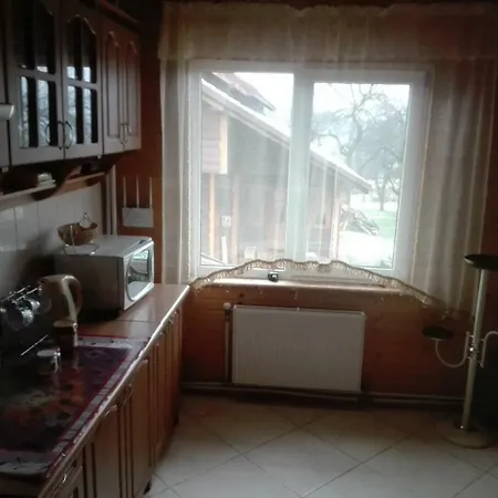 На Беріжку Guest House Mykulychyn Exterior photo